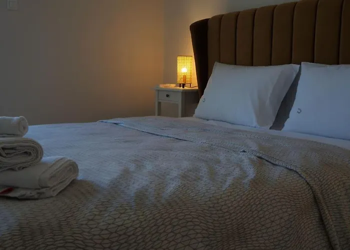 Delight アパート Chalkís